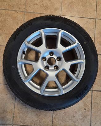 Cerchi lega Renegade + gomme invernali 215 60 R17