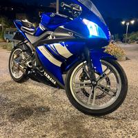 Yamaha r125