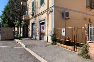 MAGAZZINO A ROMA