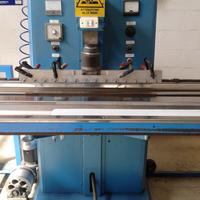 Saldatrice ad alta frequenza per PVC