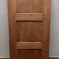 porta antica restaurata