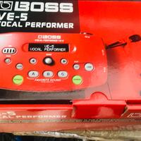 Boss ve 5 processore effetti voce