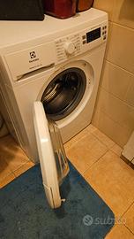 Lavatrice Slim serie 600 SensiCare 6 kg