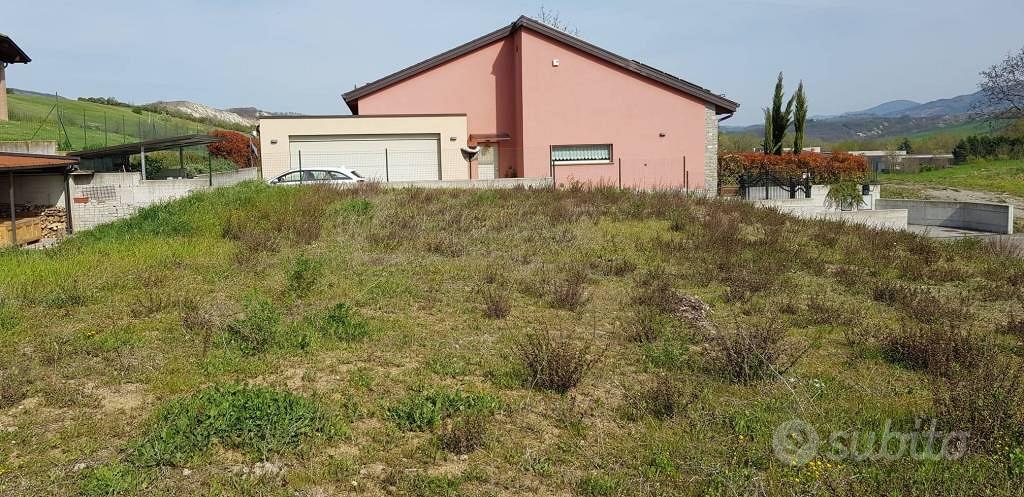 Terreno di 600 m² a Varano de' Melegari - Vista 4