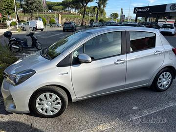 Toyota Yaris Hybrid 1.5 ACTIVE