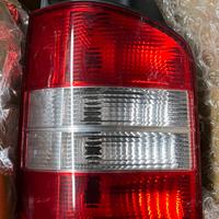 Fanale posteriore sx multivan t5