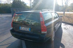 VOLVO V70 ANNO 2006 2400 CILINDRATA DIESEL