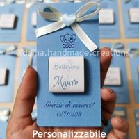 Segnaposto con cioccolatino e menú centrotavola