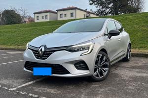 Renault Clio V Full Hybrid Intens 140 CV