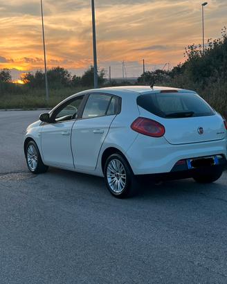 FIAT BRAVO 2011 1.6 NUOVISSIMA
