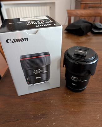 Canon  EF 35mm f/1.4L II USM
