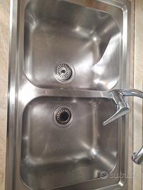 lavandio da incasso in acciaio 