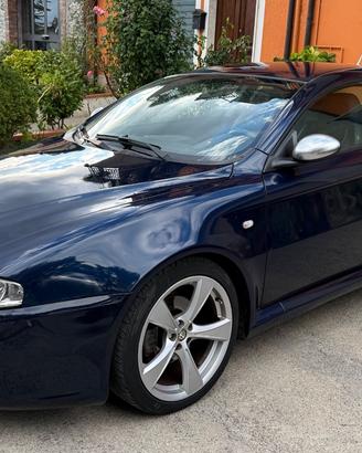 Alfa Romeo GT 1.9 JTDM 16V Distinctive Q2