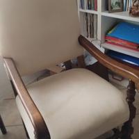 Poltrona in legno e tessuto