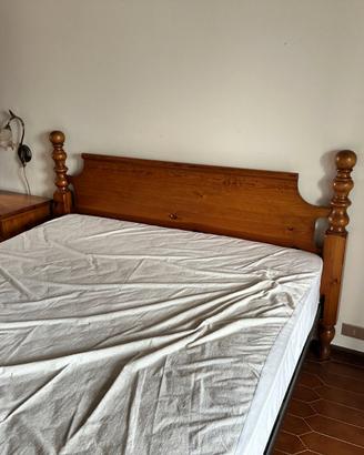 camera da letto in puro legno