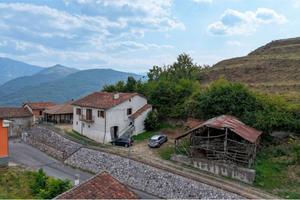 Rustico indipendente panoramico con volte storich