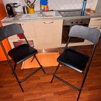 Tavolo bar alto con sgabelli in legno