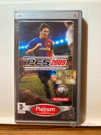 Lotto 2 Giochi PSP: FIFA 09 + FIFA Sudafrica 2010