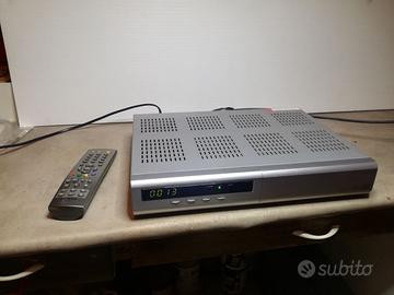 VINTAGE HUMAX DTT-4000