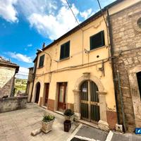 Appartamento caratteristico nel cuore del paese