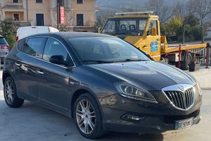 Lancia Delta Platino 2010