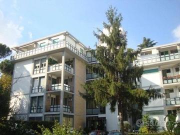 Appartamento ristrutturato+ cantina + posto auto
