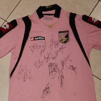 Maglia Palermo calcio con autografi