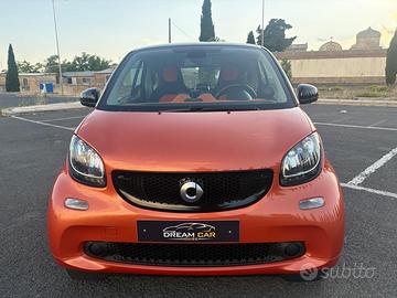 Smart fortwo 😍 1.0 benzina cv 71 cambio Manuale