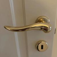 coppia maniglie modello Peter Colombo, color oro