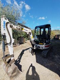 Escavatore bobcat 428