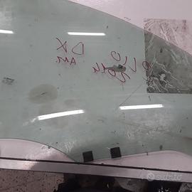 VETRO SCENDENTE ANTERIORE DESTRO RENAULT Clio Seri