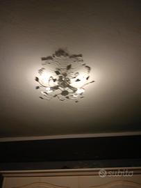 due lampadari a soffitto