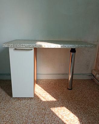 Tavolo monoposto