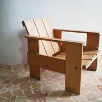 Crate Chair-Kratstoel Gerrit Rietveld per cassina