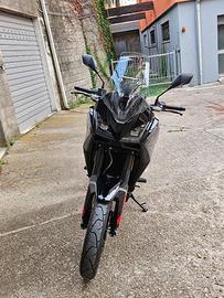 permuto con maxi scooter