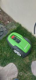 Robot tagliaerba