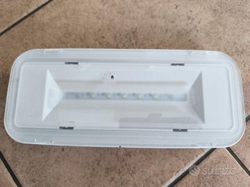 Lampada emergenza led