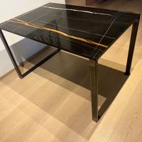 Tavolino di design in marmo Sahara noir