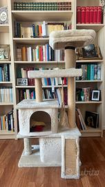 Palestra tiragraffi gatto