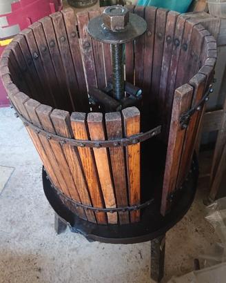 torchio x vendemmia, modello artigianale