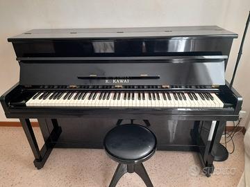 pianoforte Kawai verticale