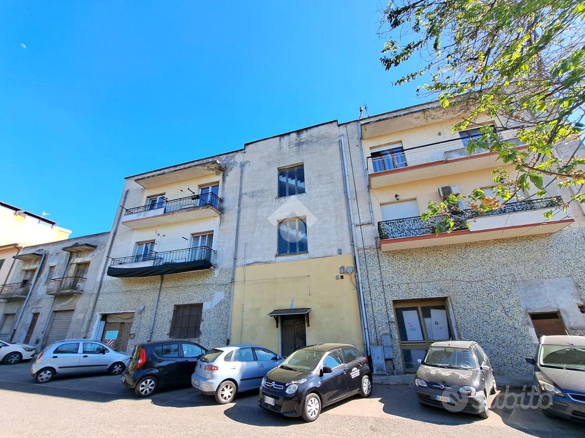 5 LOCALI A SASSARI