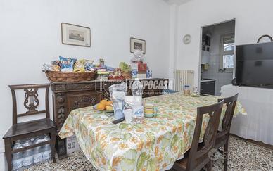 AMPIO TRILOCALE LOCATO IN CORSO CARLO E NELLO ROSS