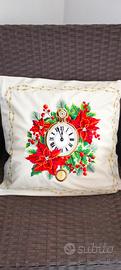 Cuscino in velluto con ricamo natalizio