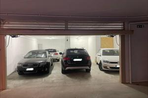 Garage chiuso - box - autorimessa 4 posti auto