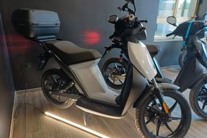 Scooter Elett. TORROT MUVI – NUOVO L3e BIANCO
