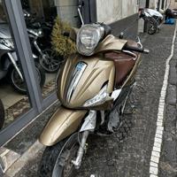 Piaggio Beverly 300 led