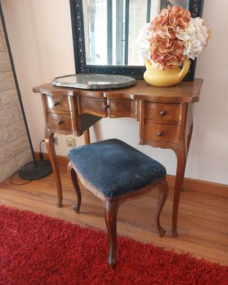 Toeletta da Camera con Sgabello – Stile Lui
