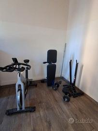 Bike spinning technogym/panca/dischi/bilanciere su