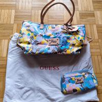 Borsa e portafoglio Guess